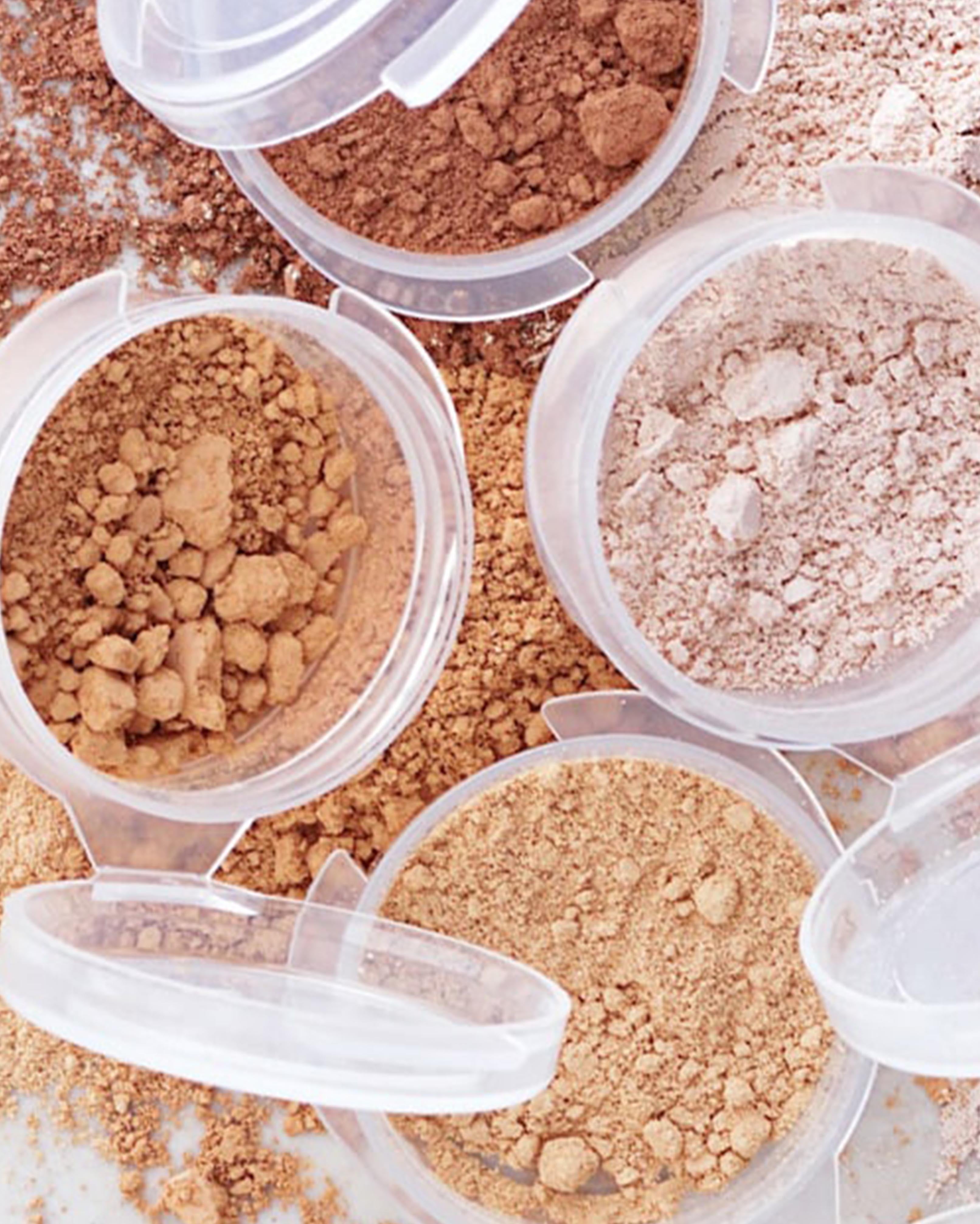 SAMPLES: Subtle-Coverage Four-Ingredient Loose Powder Mineral Foundation